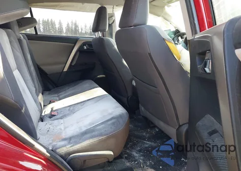 2015 Toyota Rav4 Xle z USA, uszkodzony, nr VIN 2T3RFREV8FW359003